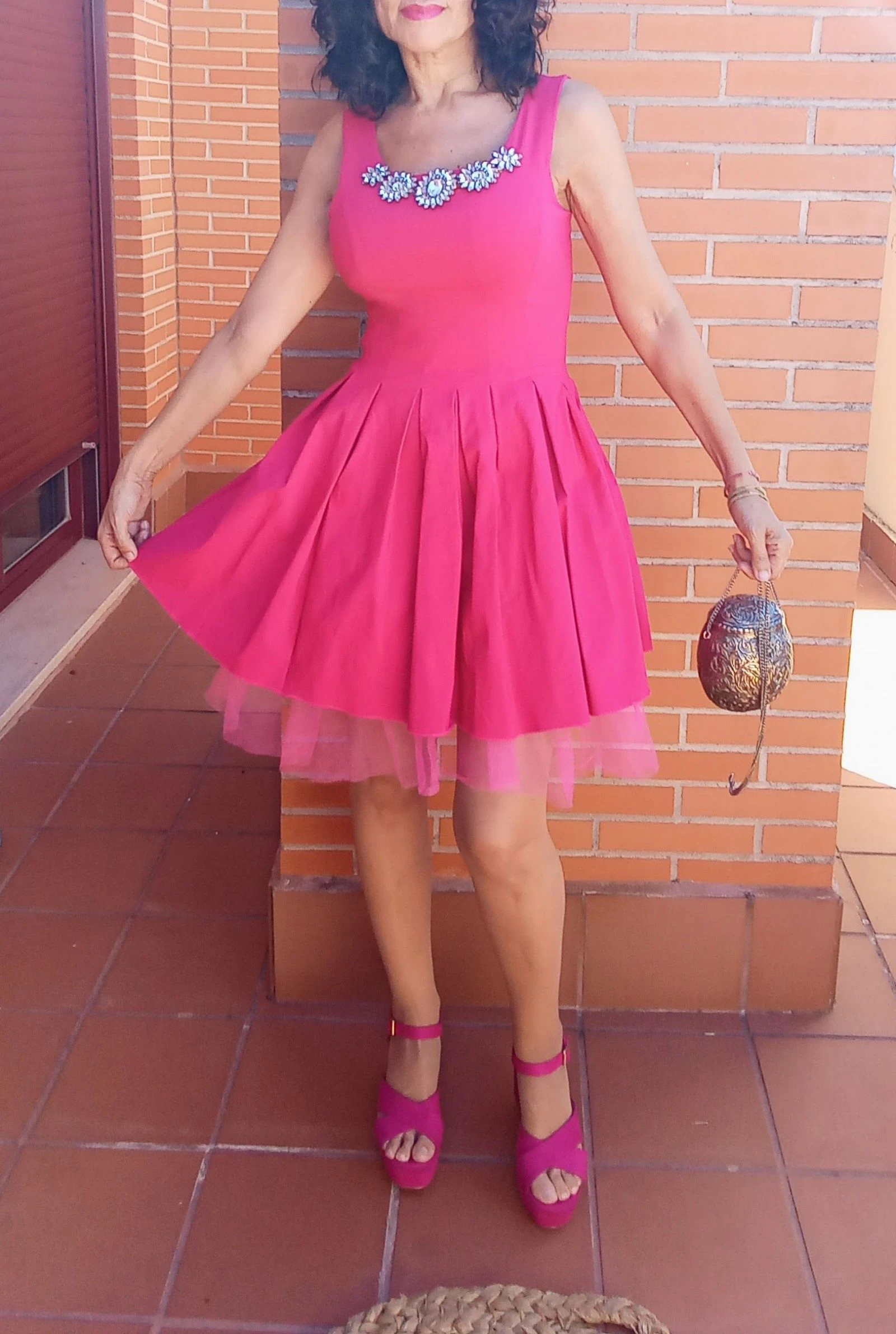 Short dress for summer events – photo 12